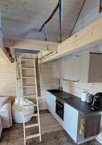 Leeotsa Talu Ait بيت للعطل Kasispea